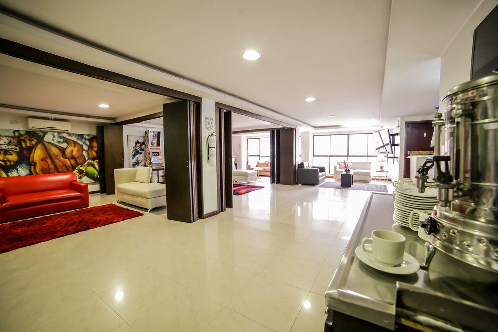 Hotel 33 Conquest Medellin Bagian luar foto