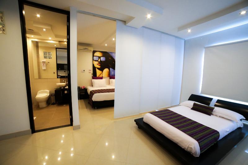 Hotel 33 Conquest Medellin Bagian luar foto