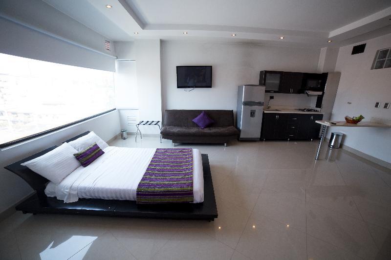 Hotel 33 Conquest Medellin Bagian luar foto